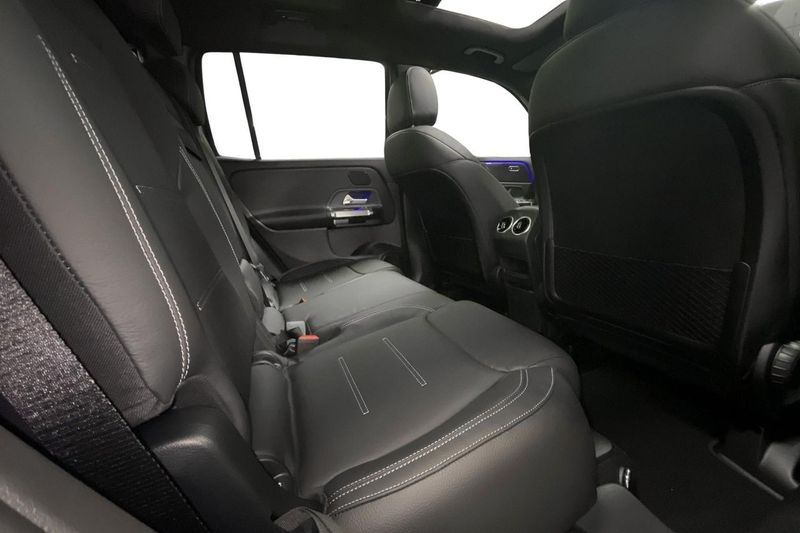 Mercedes GLB220 bild 10