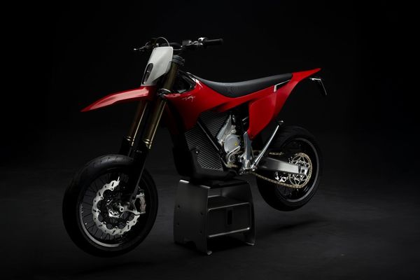 Stark Varg SM *MOTARD* *Beställ din drömhoj* - 2026