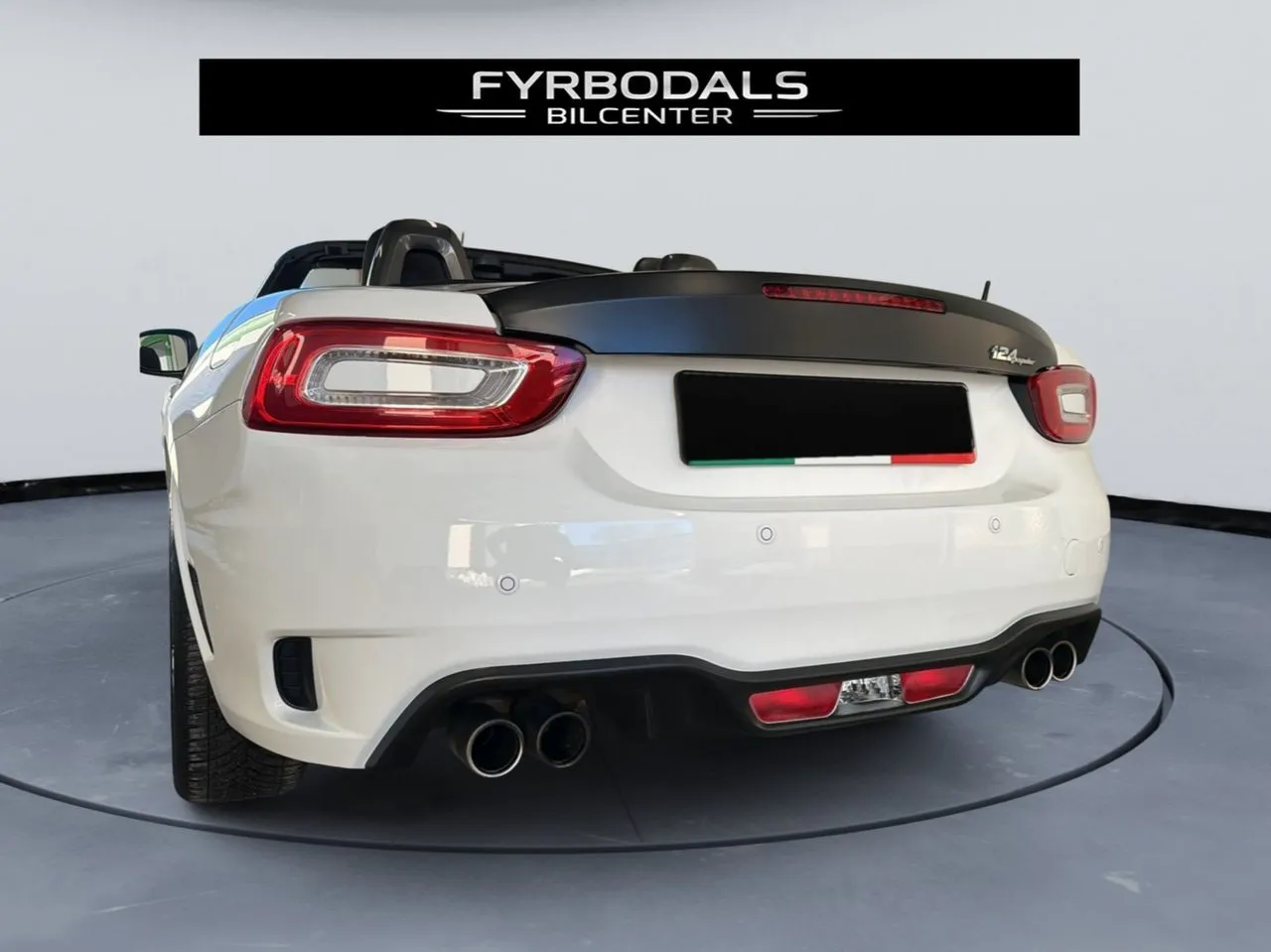Vehicle image 20