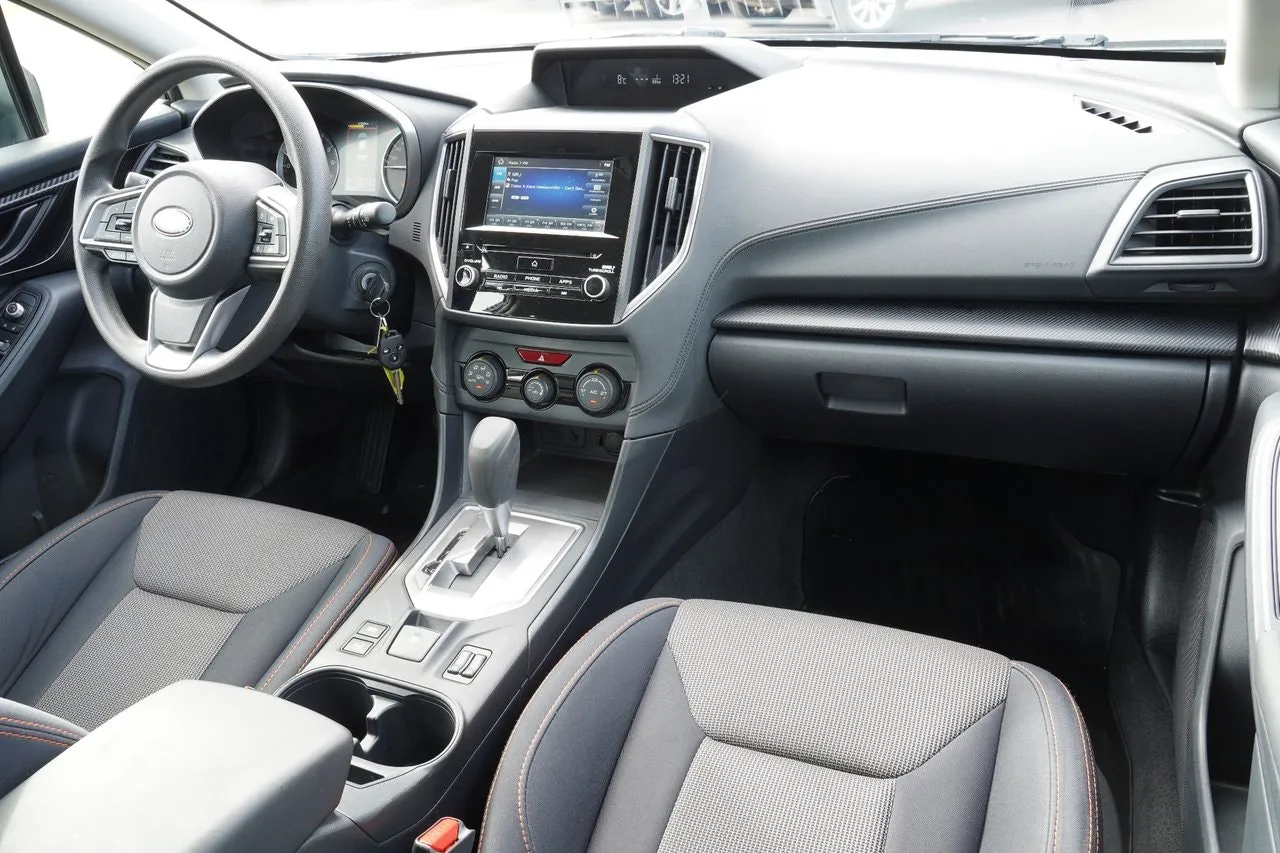 Vehicle image 21