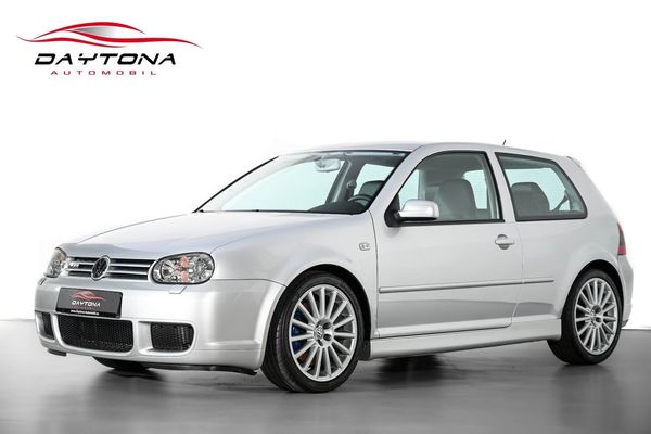 Volkswagen Golf R32 | 1 Ägare | Låga Mil | Moms - 2003