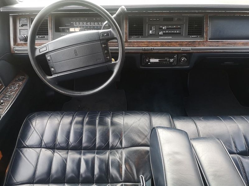 Lincoln Town Car bild 10