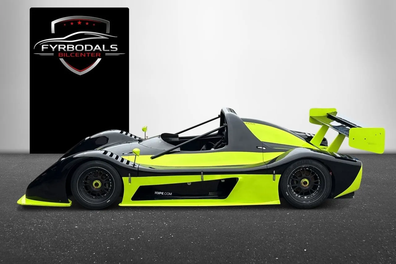 Vehicle image 6