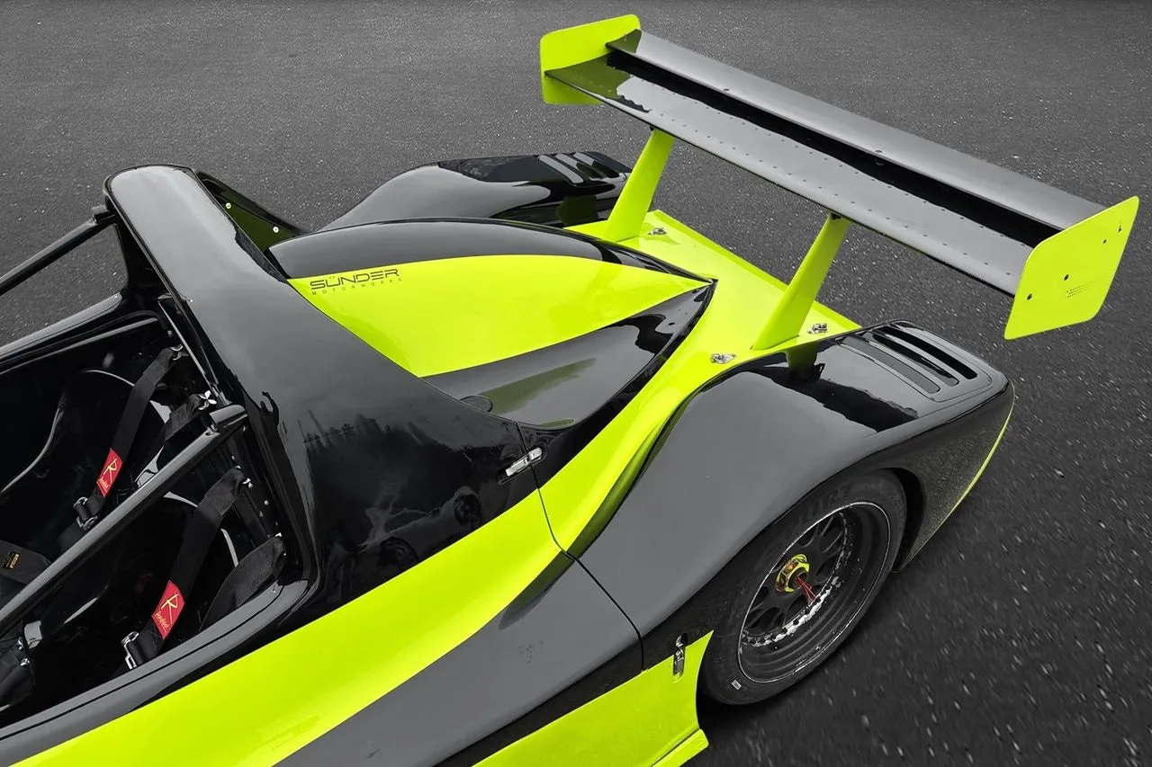 Vehicle image 23