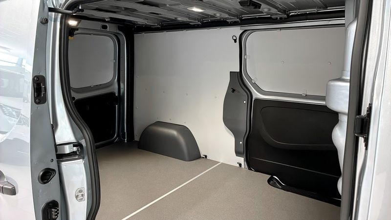 Nissan Primastar bild 11