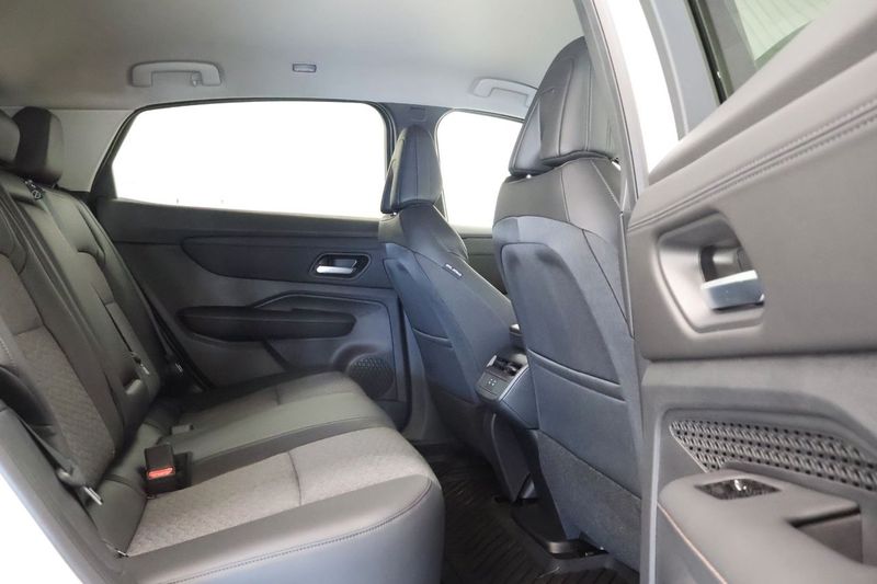 Nissan Ariya bild 9