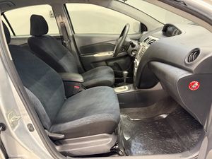 Toyota Yaris bild 10