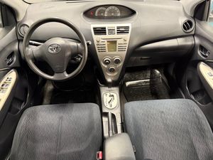 Toyota Yaris bild 14