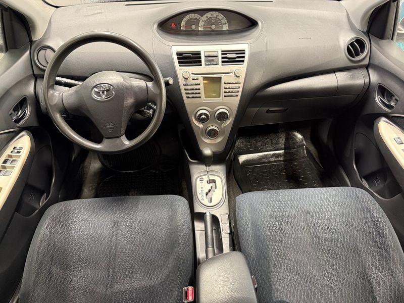 Toyota Yaris bild 14
