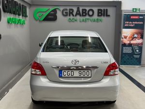 Toyota Yaris bild 8