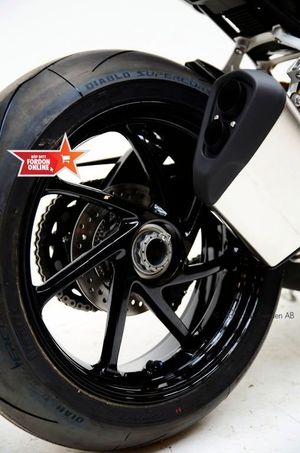 Triumph Speed Triple bild 9