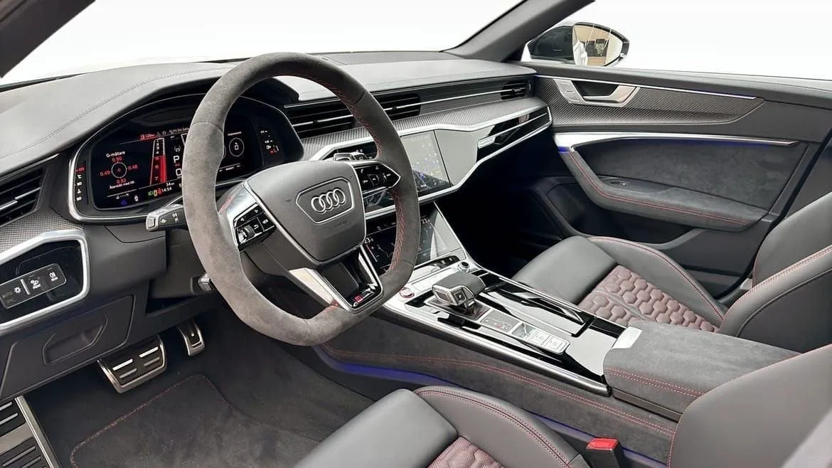 Vehicle image 18
