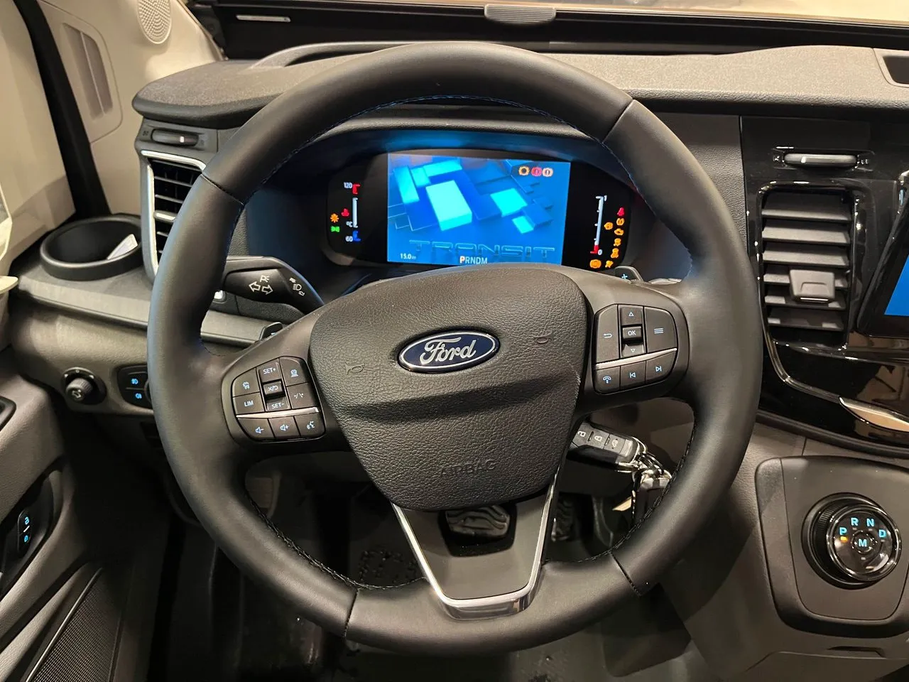 Vehicle image 14