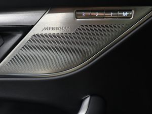 Jaguar F-Pace bild 9