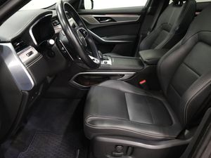 Jaguar F-Pace bild 6
