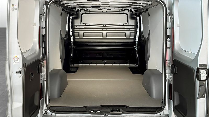 Nissan Primastar bild 6