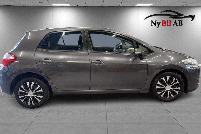 Toyota Auris bild 5