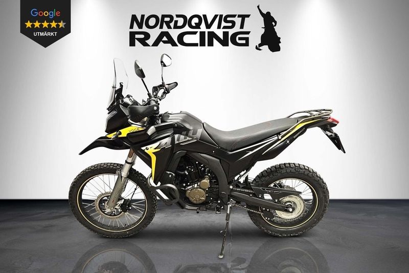 Voge 300Rally bild 3