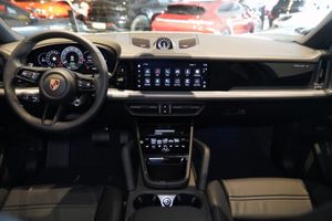 Porsche Cayenne bild 8