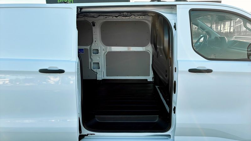 Ford Custom bild 4