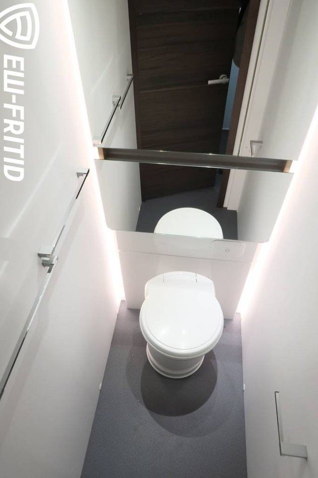 Adria Astella bild 25