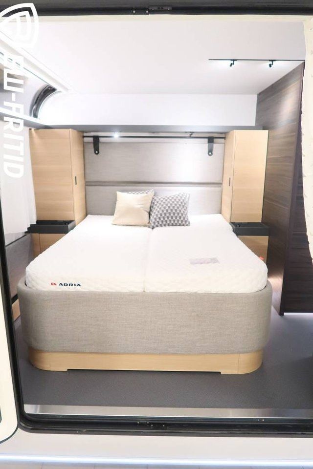 Adria Astella bild 23