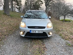 Ford Fiesta bild 3