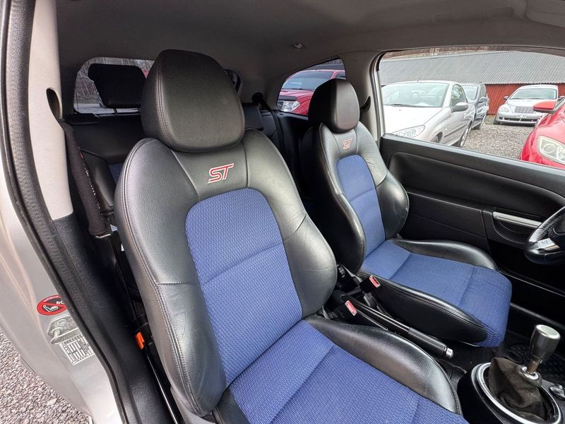 Ford Fiesta bild 16
