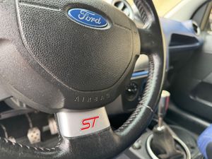 Ford Fiesta bild 10