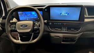Ford Custom bild 4
