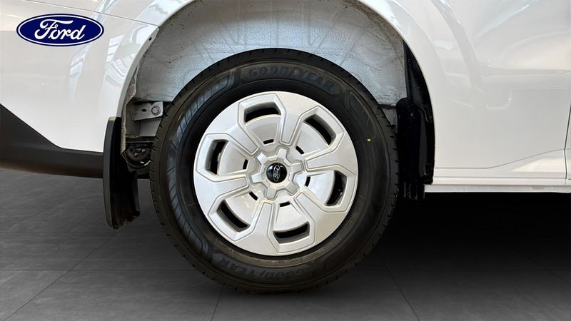 Ford Custom bild 9