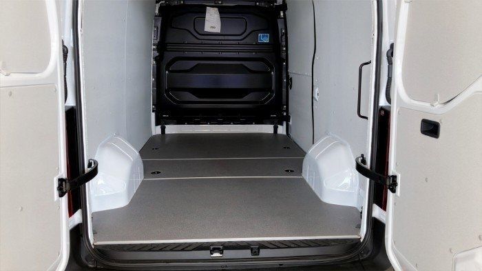 Nissan Interstar bild 7