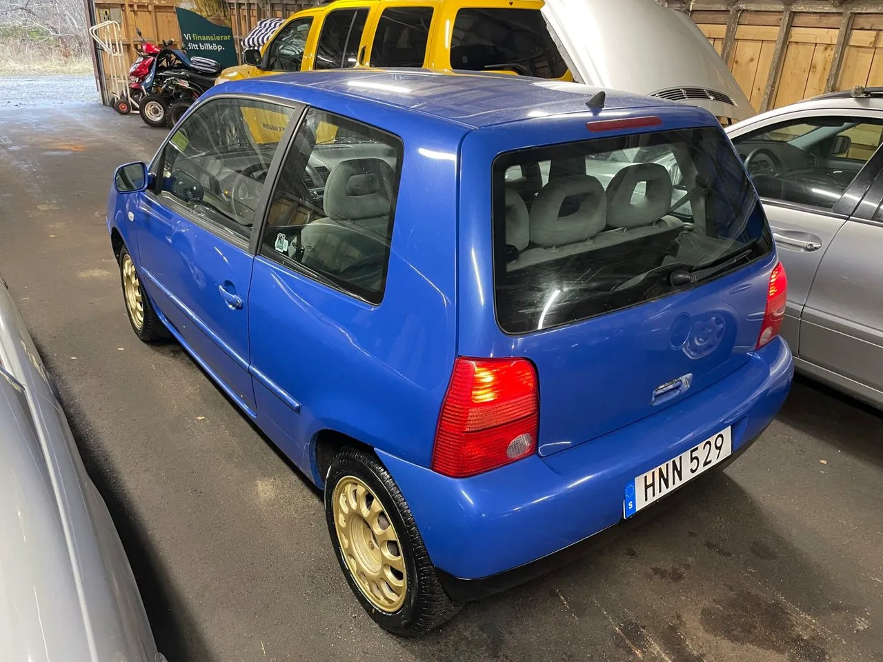 Vehicle image 5