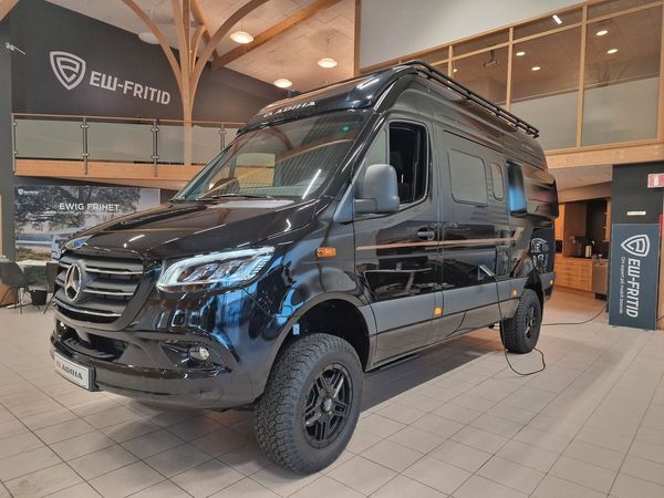 Adria Supertwin MB 600 SPB (DIESEL-ALDE+4WD+MB+Mudders+6m) - 2026