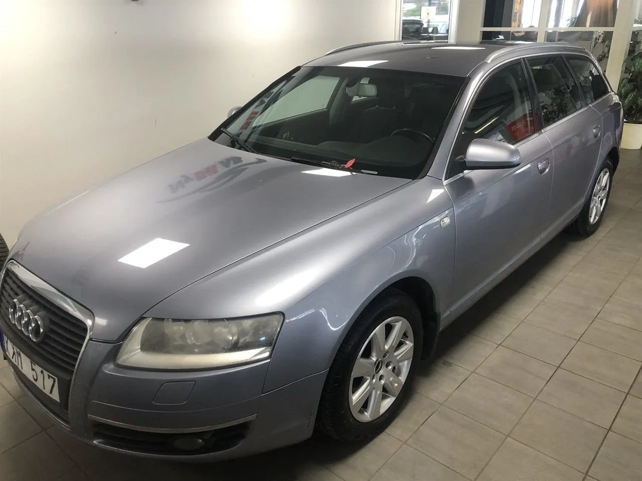Vehicle image 6
