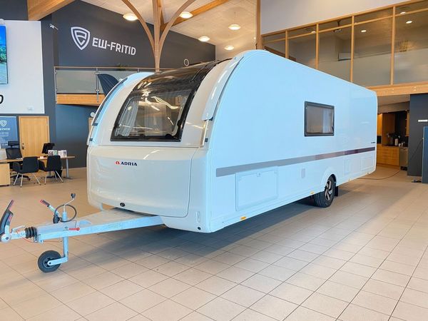 Adria Adora 673 PK (Barnkammare m dubbeldörr+ALDE+Dusch) - 2025