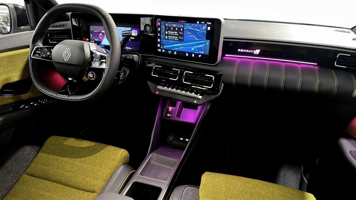 Vehicle image 30