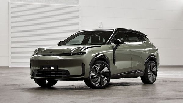 Lynk & Co 08 More PHEV Företagsleasing - 2026