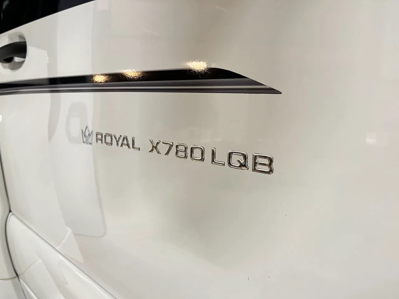 Vehicle image 30