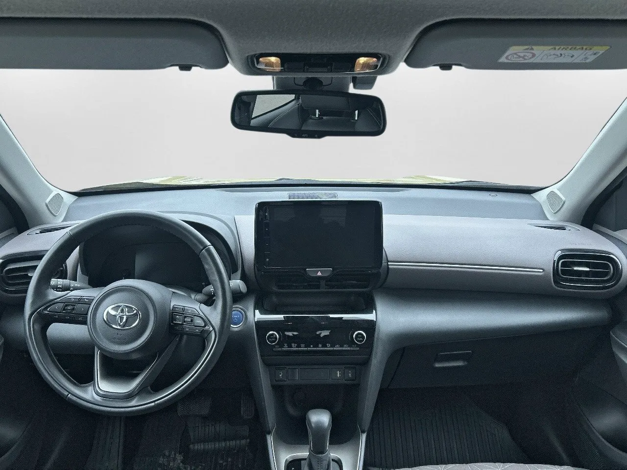 Vehicle image 6