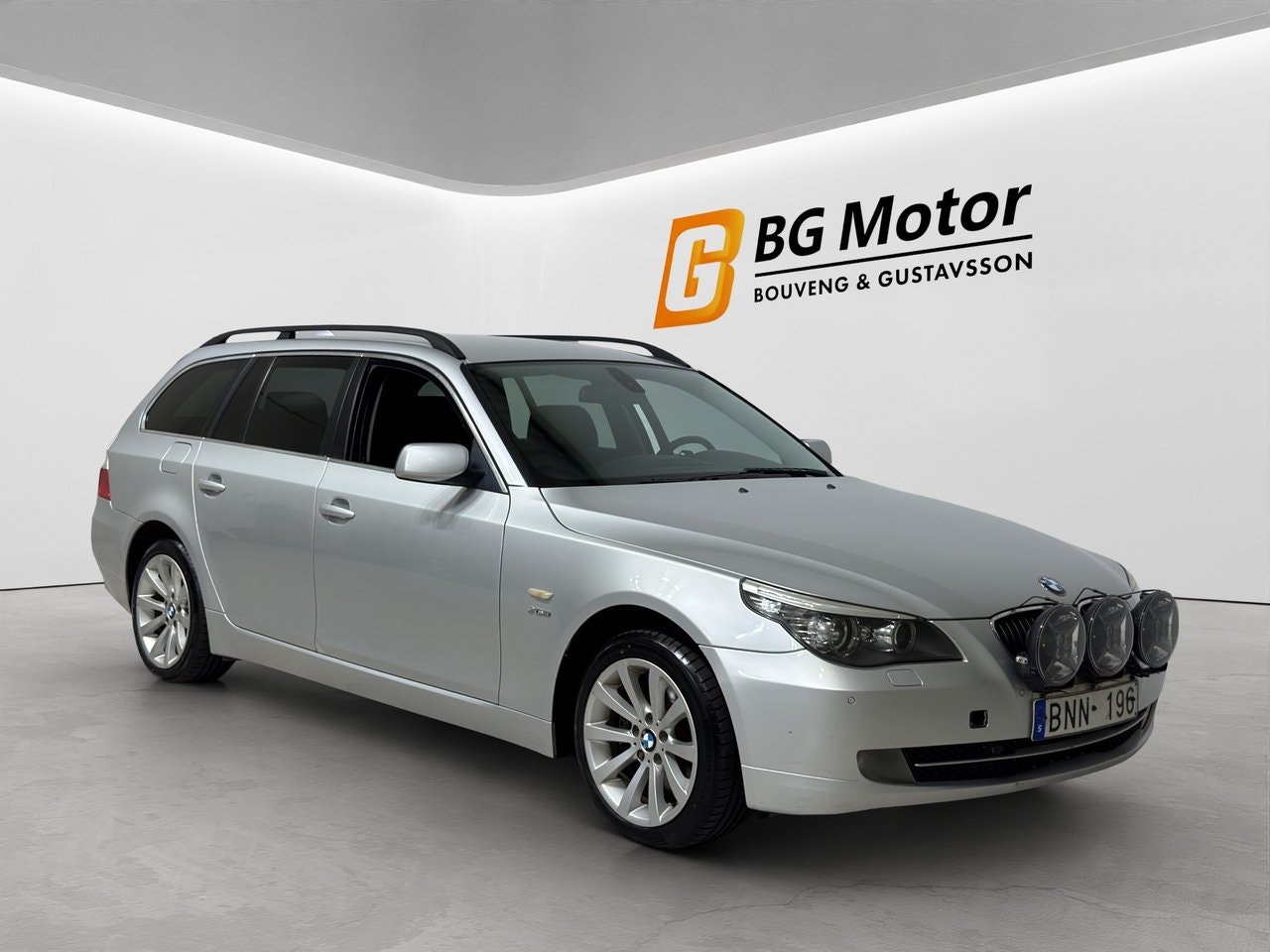 BMW 525