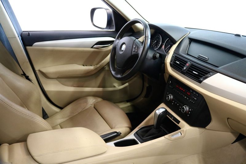 BMW X1 bild 8