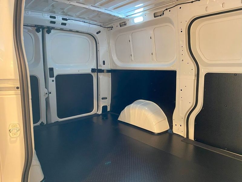 Maxus e-Deliver 5 bild 7