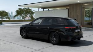 BMW iX bild 2