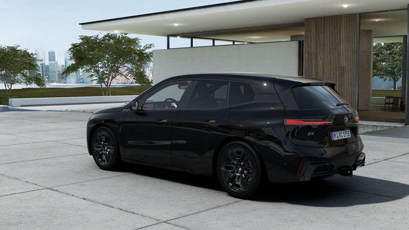 BMW iX bild 2