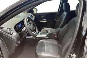 Mercedes GLA250 bild 10