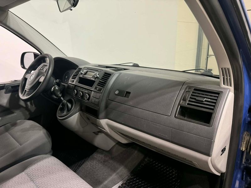 Volkswagen Caravelle bild 9