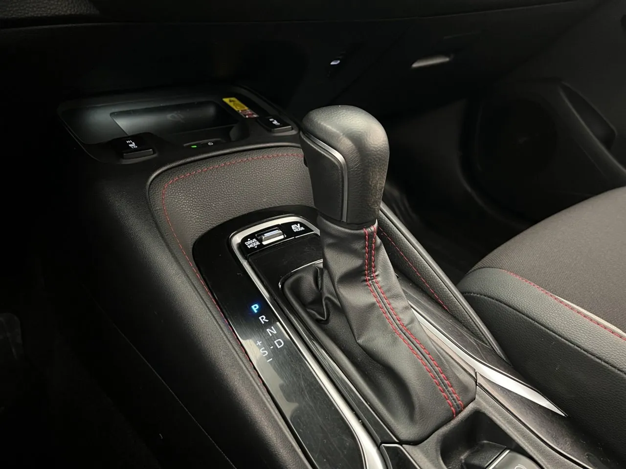 Vehicle image 21