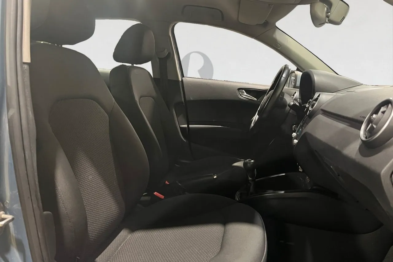 Vehicle image 14