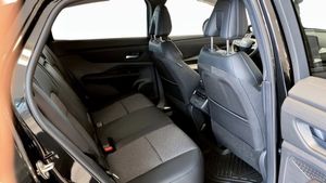 Nissan Ariya bild 5